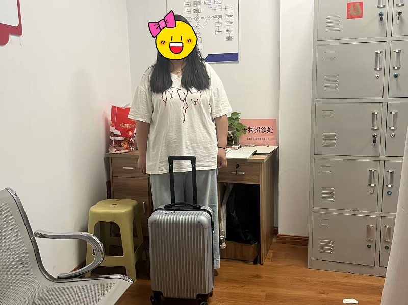 音樂節散場遺失行李箱,公交人多方聯動終物歸原主